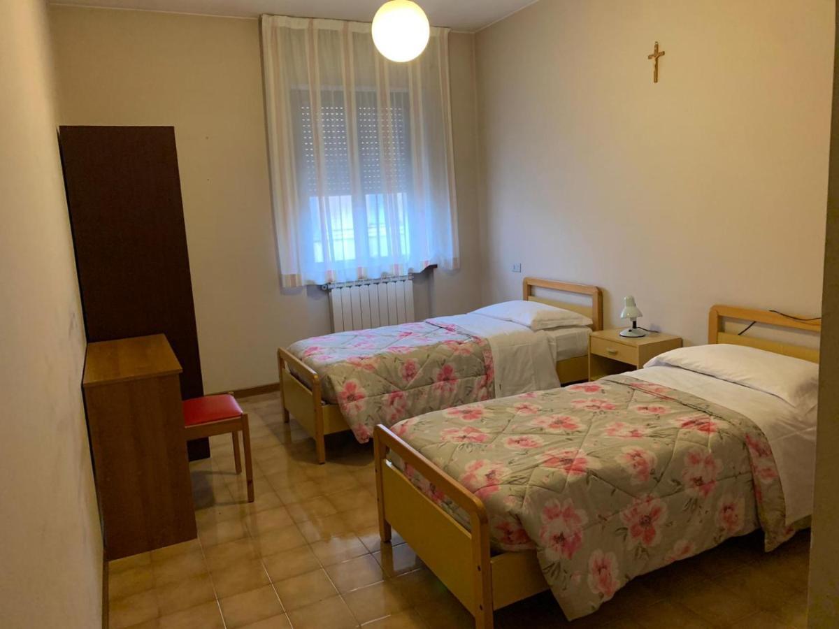 Bed and Breakfast Stabat Mater Casa Di Preghiera Valdragone Екстер'єр фото